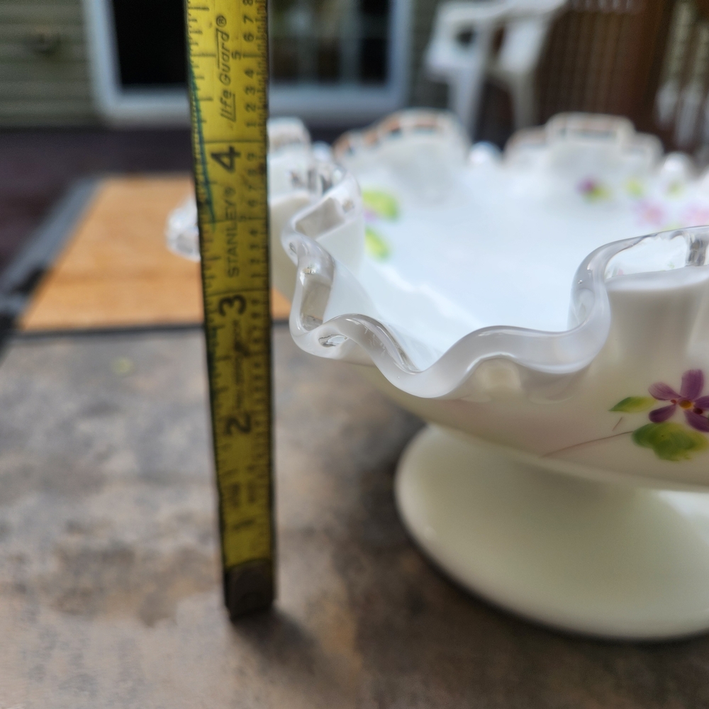 Vintage Fenton Silver Crest "Violets In The Snow" Console Bowl Signed By Artist - Picture 9 of 14